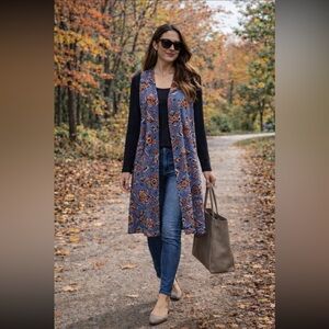 LuLaRoe NWT Joy Vest Cover Up Duster size S.
